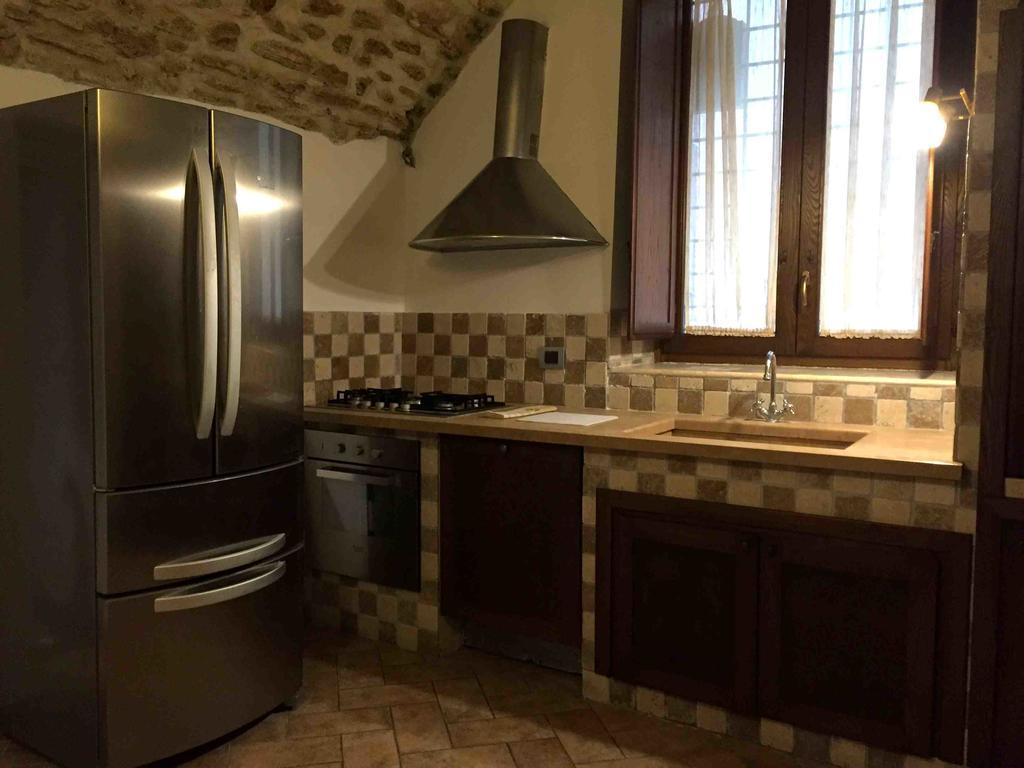 Bed and Breakfast Ganga Нарни Номер фото