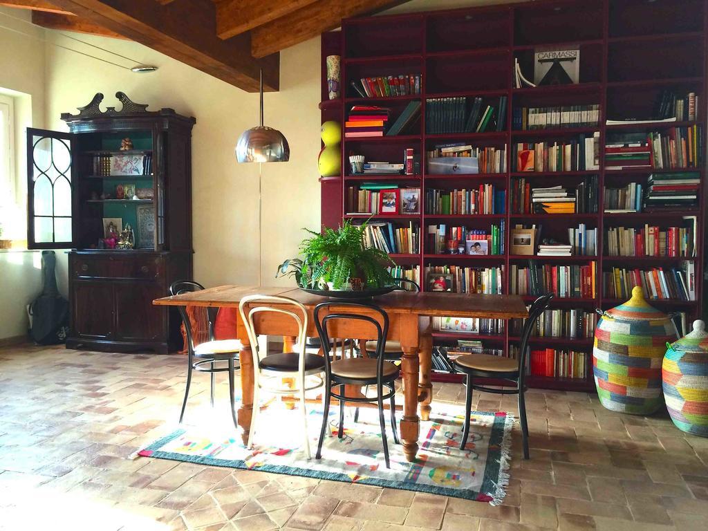Bed and Breakfast Ganga Нарни Номер фото