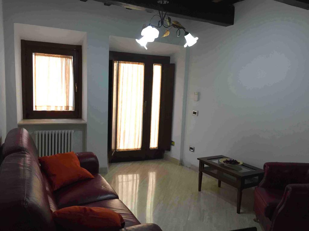 Bed and Breakfast Ganga Нарни Экстерьер фото